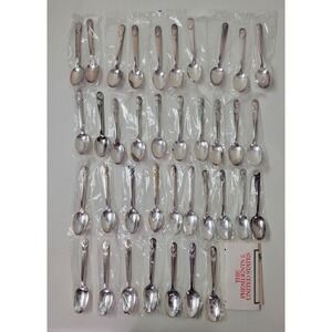 37pc Vintage US Presidents Commemorative Spoon Set Rogers International Silver